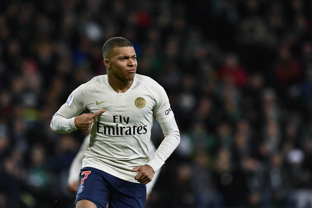 苏翊鸣获单板滑雪大跳台世界杯赛季总冠军